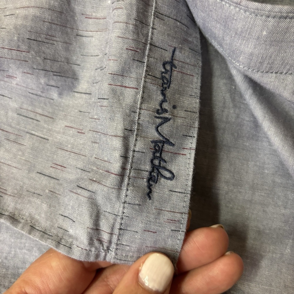 Travis Mathew Blue Short Sleeve Button Down Shirt Medium‎ Cotton Blend - Picture 2 of 8